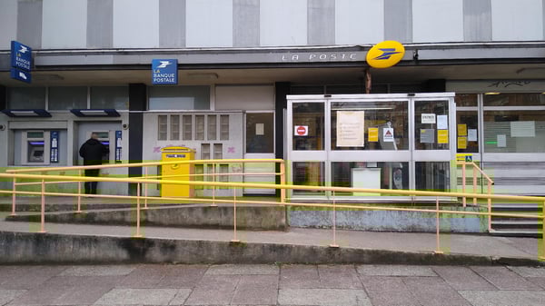 Photo du point La Poste VITRY LES ARDOINES