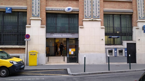 Photo du point La Poste NEUILLY SABLONS