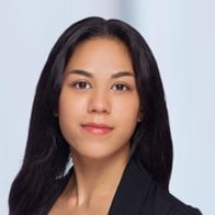 Jana Olschewski. Ihre Ansprechpartnerin für die Barmenia Versicherung in Karlsruhe.