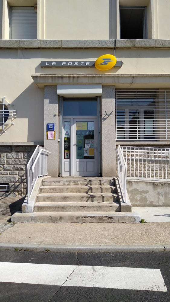 Photo du point La Poste SAINT CHELY D APCHER