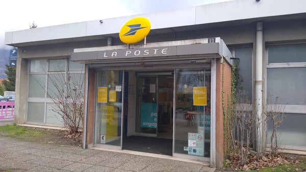 Photo du point La Poste FONTAINE RIVE GAUCHE