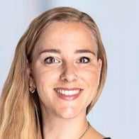 Svenja Sinen. Ihre Ansprechpartnerin für die Barmenia Versicherung in Dortmund.