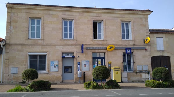 Photo du point La Poste SAINT SEURIN DE CURSAC