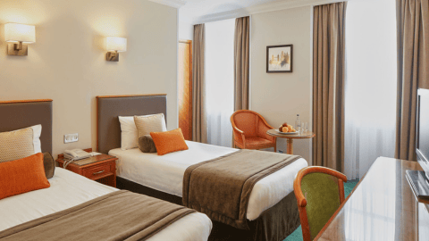 Lancester Gate Orange Room
