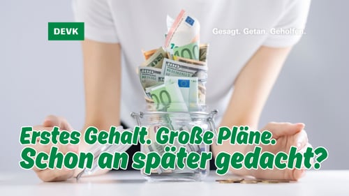 Junger Berufseinsteiger beschäftigt sich mit seiner finanziellen Zukunft und Altersvorsorge – DEVK Kemal Severi in Treuchtlingen.