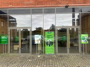 Außenansicht DEVK Versicherungsagentur Viktor Pfitzner Würzburg Zellerau