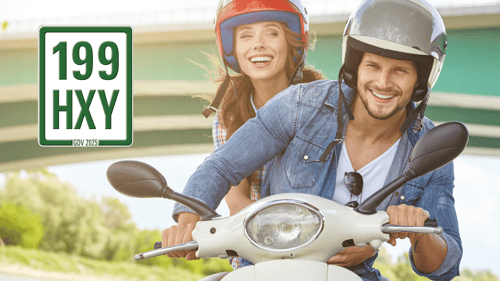 Versicherungskennzeichen 2025 – Jetzt Mopedkennzeichen 
abholen