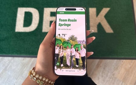 Agenturflyer auf dem Smartphone