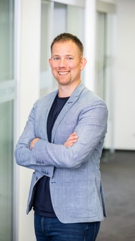 Agenturleiter Timothy Hanauer der DEVK Geschäftsstellen Mainz, Ingelheim und Bingen