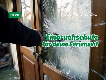 Gesicherte Haustür eines Wohnhauses in March als Symbol für Einbruchschutz und passende Hausratversicherung.