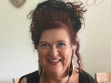 Mitarbeiterin Sonja Reichenbecher der DEVK Geschäftsstelle Lichtenfels
