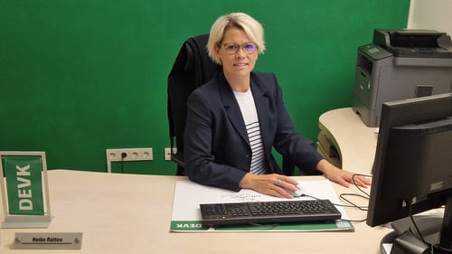 Heike Rütten ist gelernte Bankkauffrau (IHK) und arbeitet seit mehr als 15 Jahren in der Agentur.