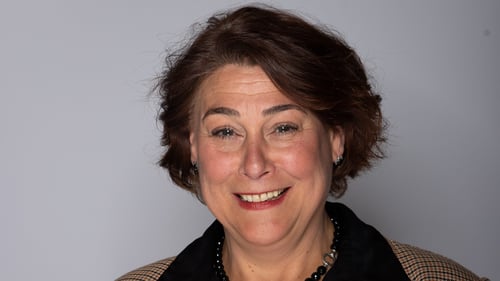 das Bild zeigt DEVK Agenturvertreterin Tina Stolpe