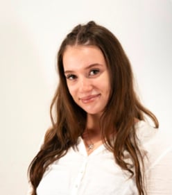 Mitarbeiterin Laura Hergenreider