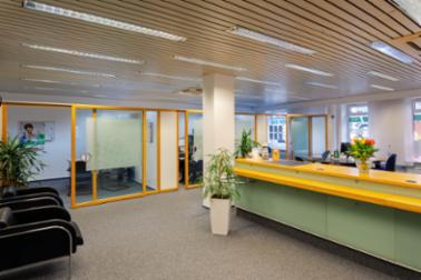 Innenansicht der Geschäftsstelle in Hamburg-Lurup