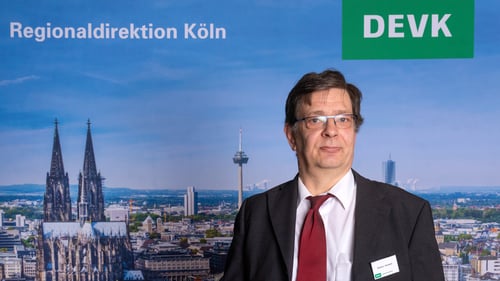 Das Foto zeigt Markus Heubeck bei der Tagung in Köln