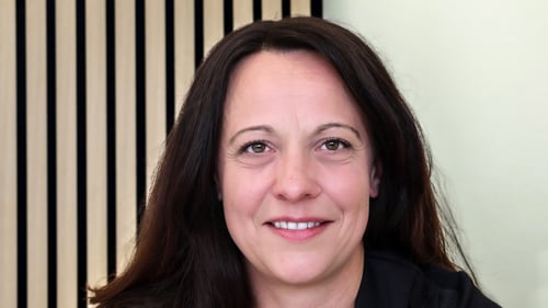 Foto Büromitarbeiterin Susanne Knop