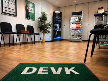 Innenansicht des DEVK-Büros in der Egon-Erwin-Kisch-Str. 34 in Berlin-Hohenschönhausen.