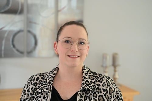 Daniela Flerlage in der Agentur von Michael Landwehr in Cloppenburg