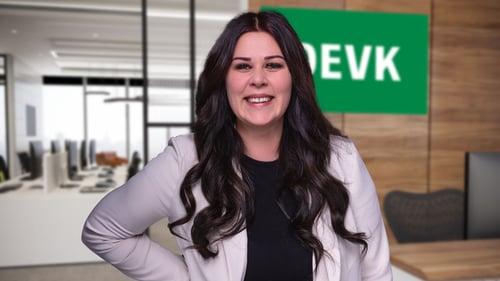 Sie sehen Samantha Hansen Ihren Spezialisten in Apolda