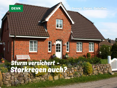 Bild eines Hauses mit Ziegelsteinfassade -Newsbeitrag Sturmsaison in Berlin – Wohngebäudeschutz prüfen