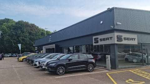 Stoneacre Seat Peterborough