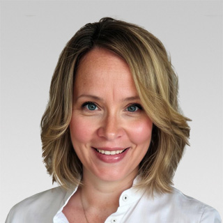 Portraitfoto Agenturinhaberin Julia Neu - VKB Versicherung in Gera