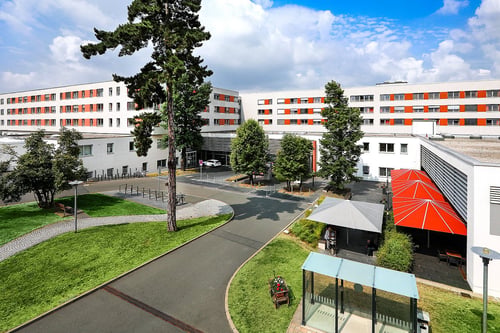 Das Helios Vogtland-Klinikum Plauen von Außen