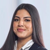 Marian Valdivia. Ihre Ansprechpartnerin für die Barmenia Versicherung in Hamburg.