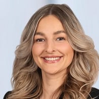 Chiera Bossert. Ihre Ansprechpartnerin für die Barmenia Versicherung in Pforzheim.