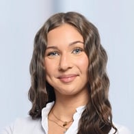 Naja Piechaczek. Ihre Ansprechpartnerin für die Barmenia Versicherung in Wuppertal.