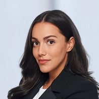 Neda Choobchian. Ihre Ansprechpartnerin für die Barmenia Versicherung in Bitburg.