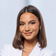 Anisa Sabedini. Ihre Ansprechpartnerin für die Barmenia Versicherung in Dortmund.