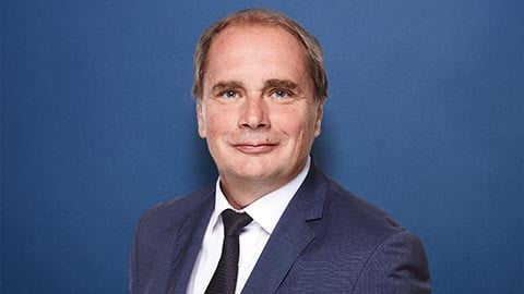 Hauptvertreter Mario Holzhausen