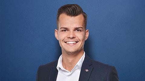 Hauptvertreter Daniel Flegel