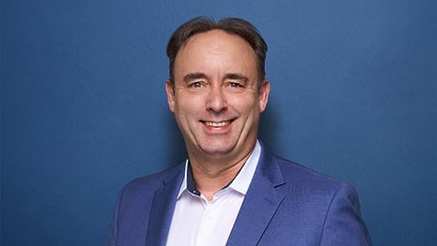 Hauptvertreter Sven Adamskie