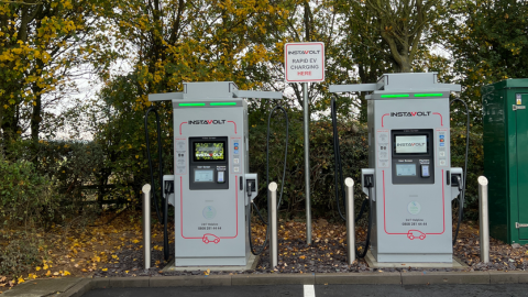 instavolt-160kw-ev-charger-tap-and-go-payment