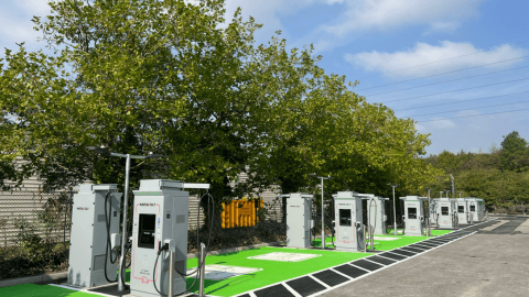 Find InstaVolt’s ultra-rapid EV charging station in Swindon using the InstaVolt app. This user-friendly app makes locating chargers easy, with real-time updates on charger availability. Whether you’re planning a stop or are already nearby, the app ensures you have quick access to charging stations, helping you get back on the road faster.