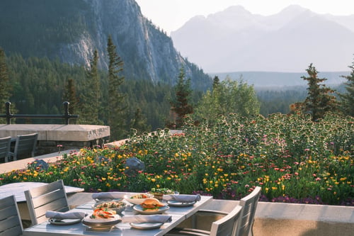 Fairmont Banff Springs, Rundle Bar Patio