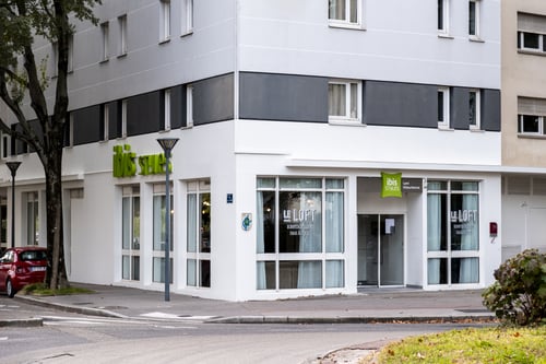 Façade de l'hôtel Ibis Styles Lyon Villeurbanne