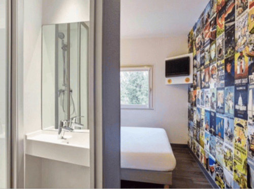 CHAMBRE CABRIO AVEC SALLE DE BAIN