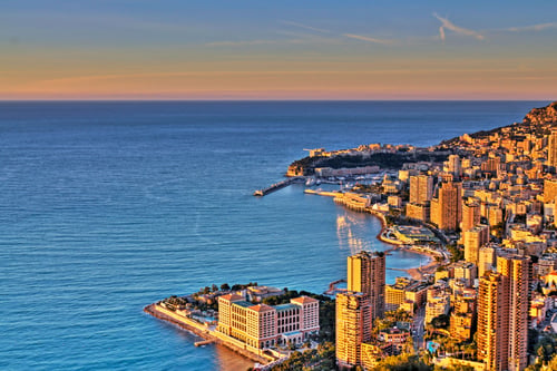 Monako şehrindeki tüm otellerimiz