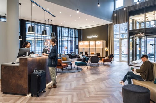 Ibis Styles Bielefeld Eingangsbereich