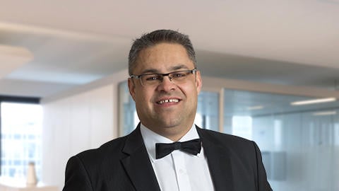 Portraitfoto Jörg Armstroff-Strobel