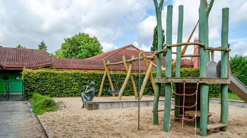 Der Spielplatz der Johanniter-Kita Pavillon in Schwarzenbek.