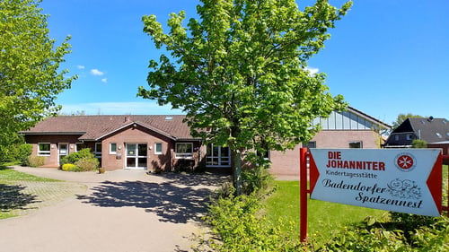 Das Gebäude der Johanniter-Kita Badendorfer Spatzennest in Badendorf.